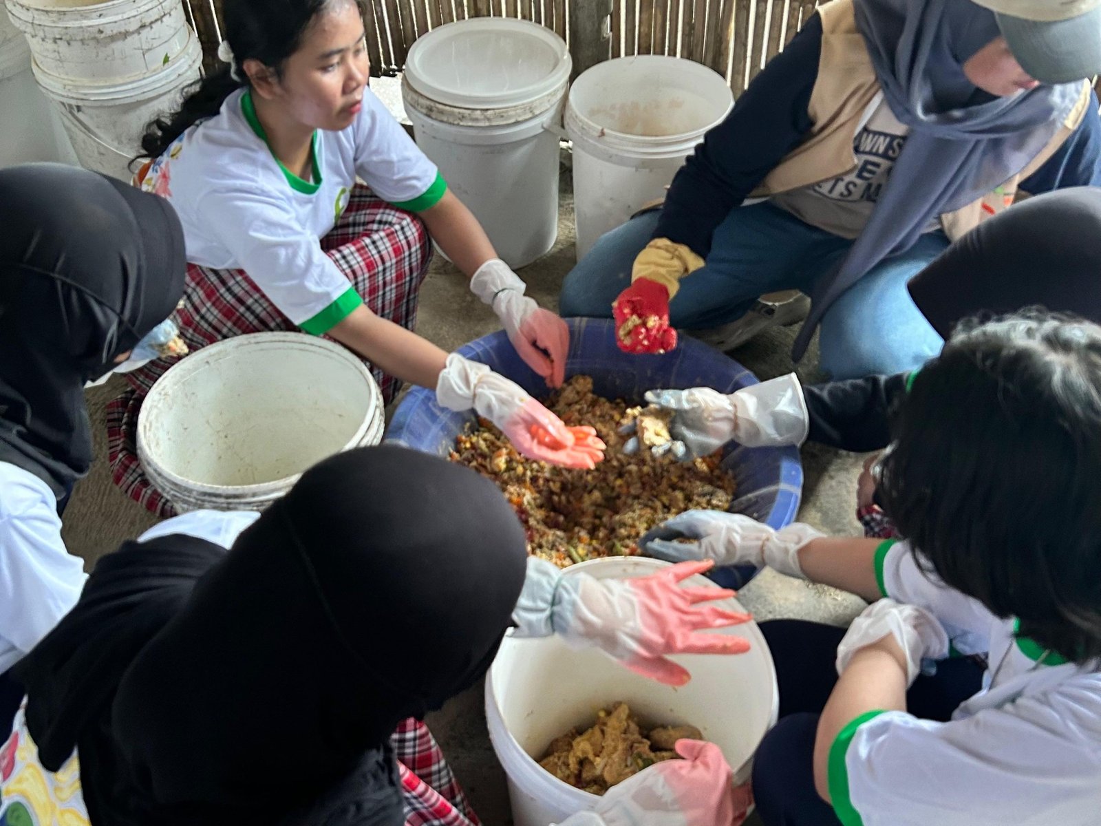 Food waste processing activity